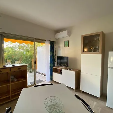 C037-Nice Studio With Garden And Parking - Near Beach Cannes Exterior photo